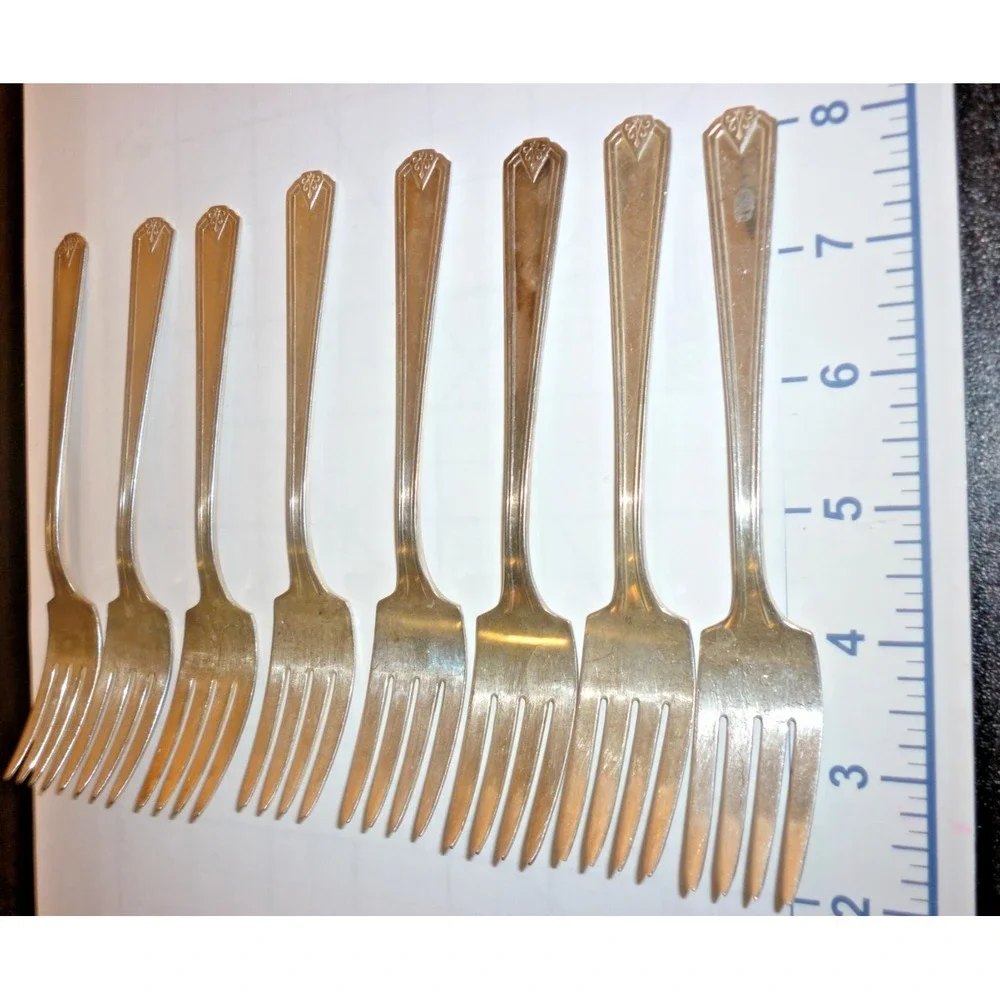 Set of 8 Silverplate  1928 ALADDIN Dinner‎ FORKS  5